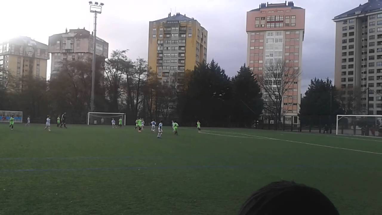 Campo de fútbol a Bouza: características, ubicación y servicios disponibles 1 campo de fútbol a bouza